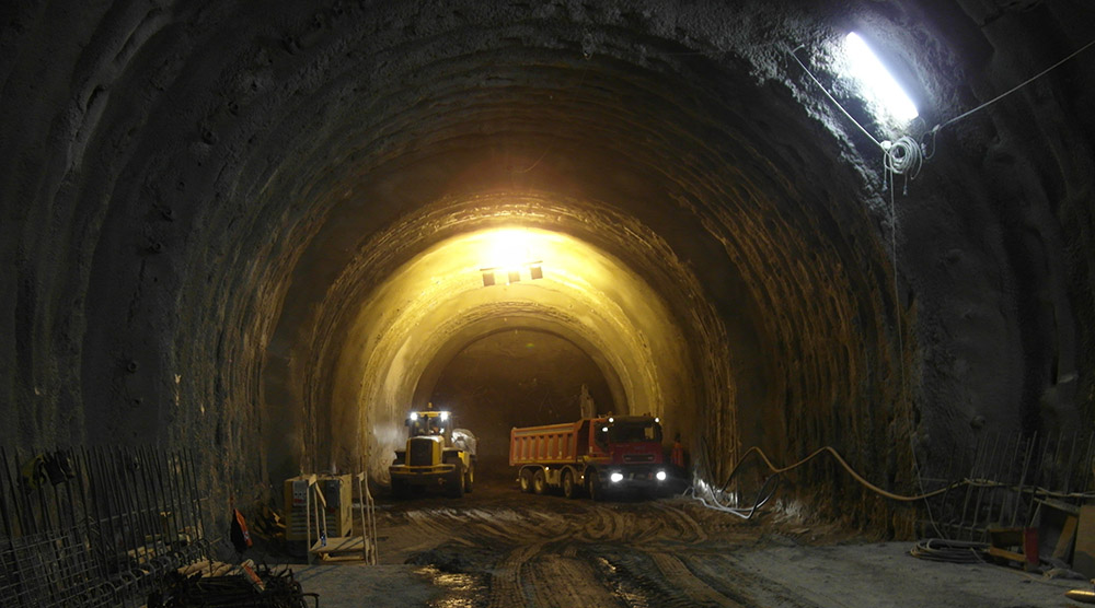 Tunel drążony metodą ADECO-RS