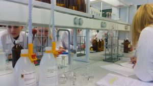 Oznaczenie czynników chemicznych występujących na stanowiskach pracy