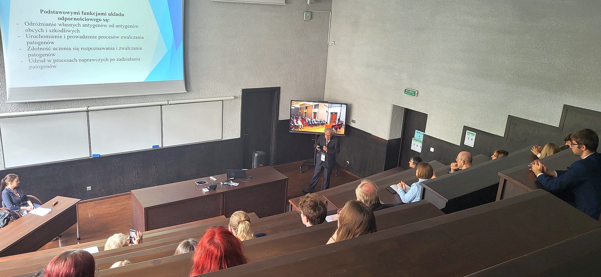 Referat wygłaszany przez prof. dr. hab. n. med. Eugeniusza Józefa Kucharza ze Śląskiego Uniwersytetu Medycznego w Katowicach; referat wygłaszany podczas jednej z trzech równoległych sesji