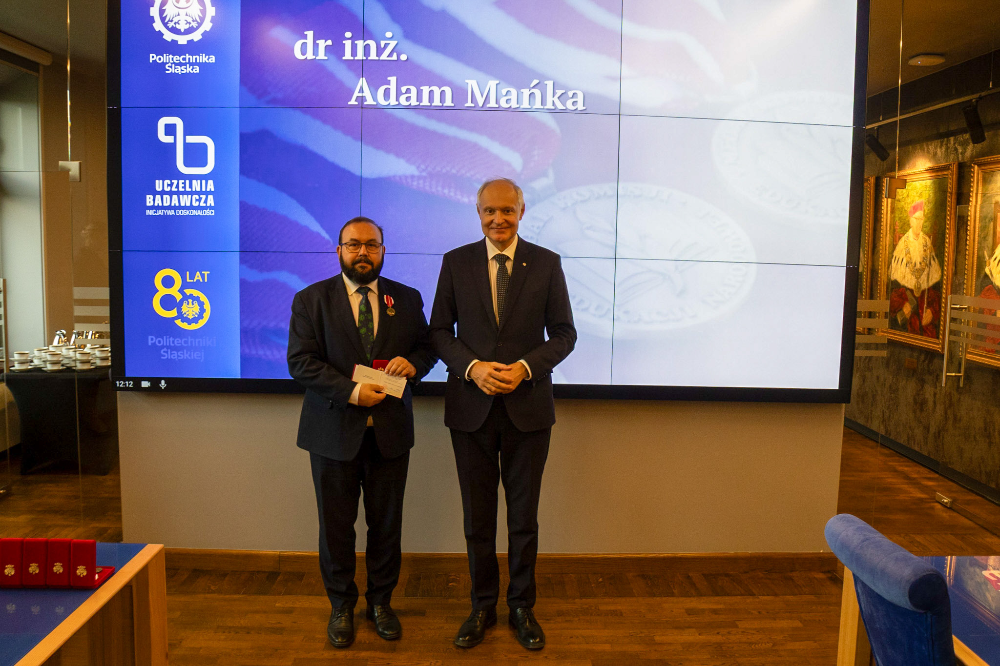 Fot. Martin Huć (44) - Adam Mańka otrzymał medal KEN