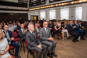 Wręczenie świadectw maturalnych w ALO w Rybniku