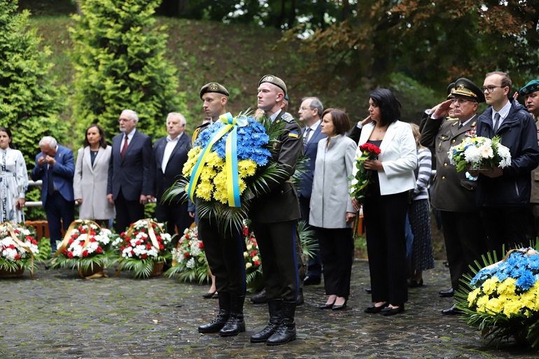 Zdjęcie uczestników uroczystości