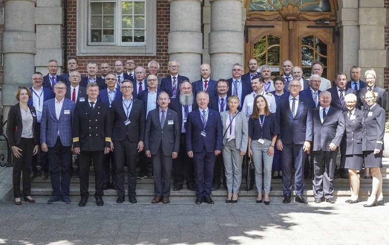 Na zdjęciu widzimy uczestników Konferencji Kolegium Prorektorów ds. Nauki i Rozwoju