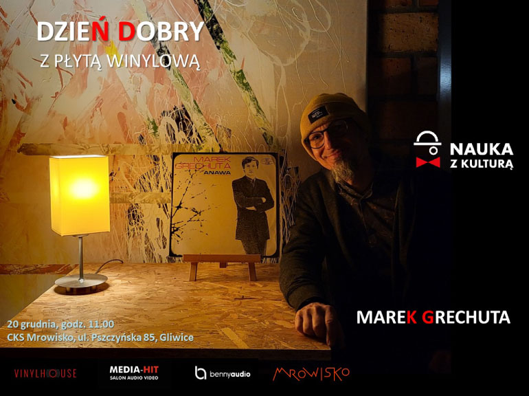 plakat wydarzenia z mężczyzną siedzącym przy stoliku, na którym stoi płyta winylowa
