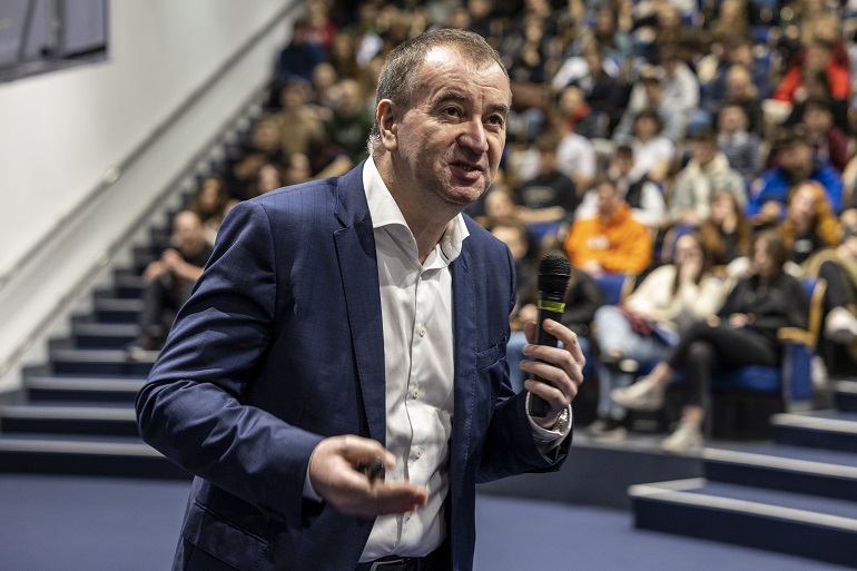 porf. Brodny fot. Maciej Mutwil (41)