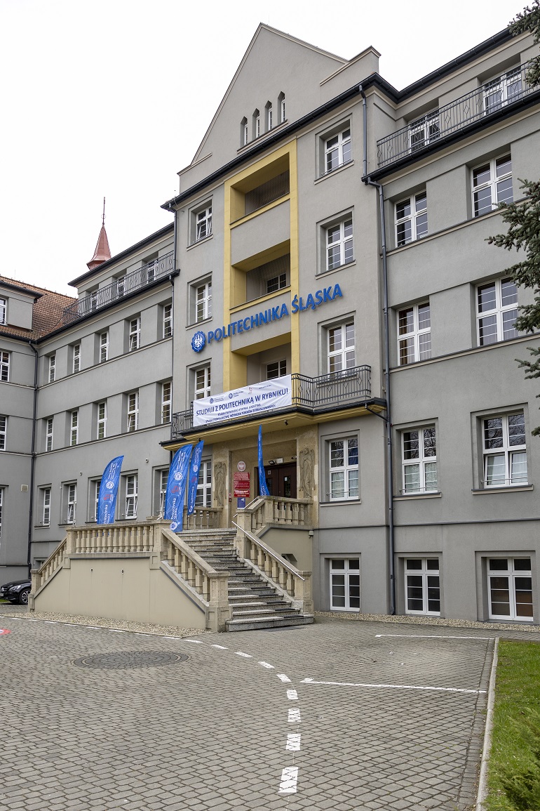 Na zdjęciu widzimy budynek Politechniki Śląskiej w Rybniku
