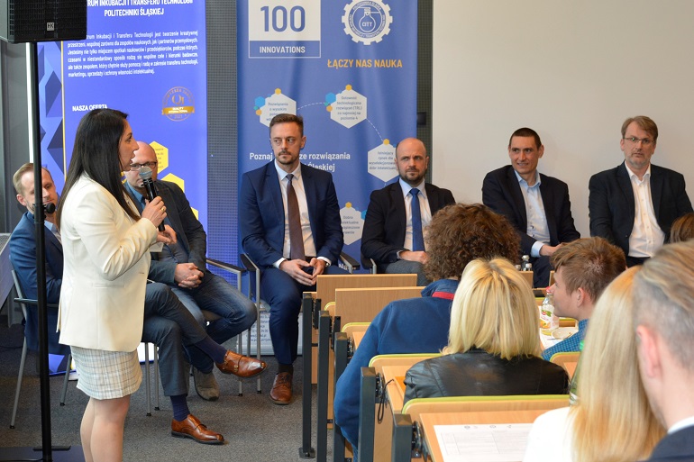 konferencja podczas festiwalu Patent na zysk