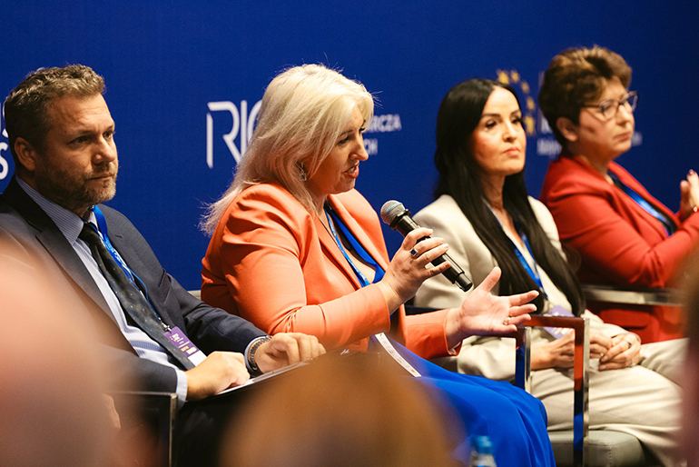 kongres MŚP panel o kompetencjach na rynku pracy