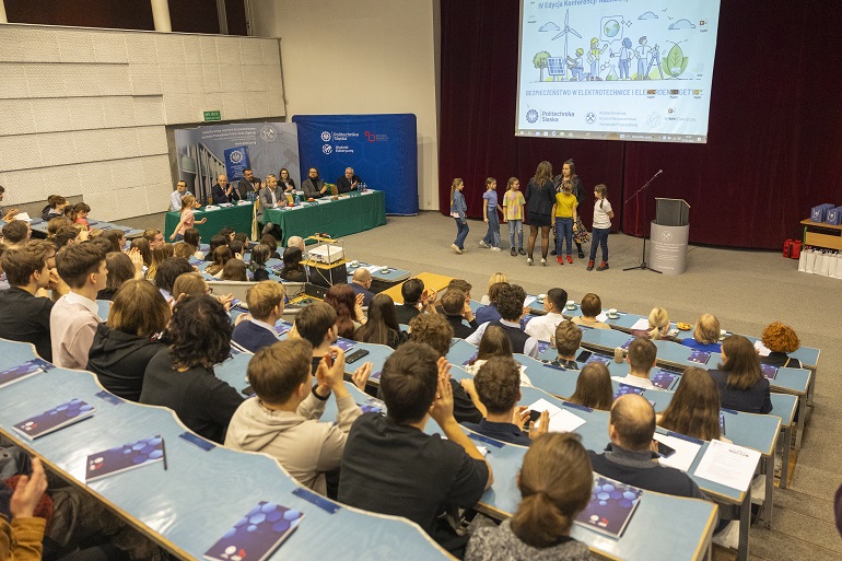 konferncja bezpiecznastwa 3 fot. Maciej Mutwil (39)