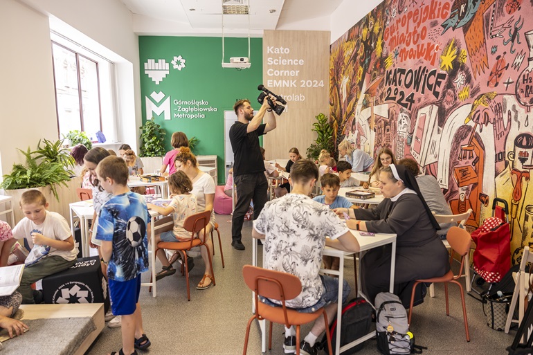 na zdjęciu uczestnicy podczas warsztatów