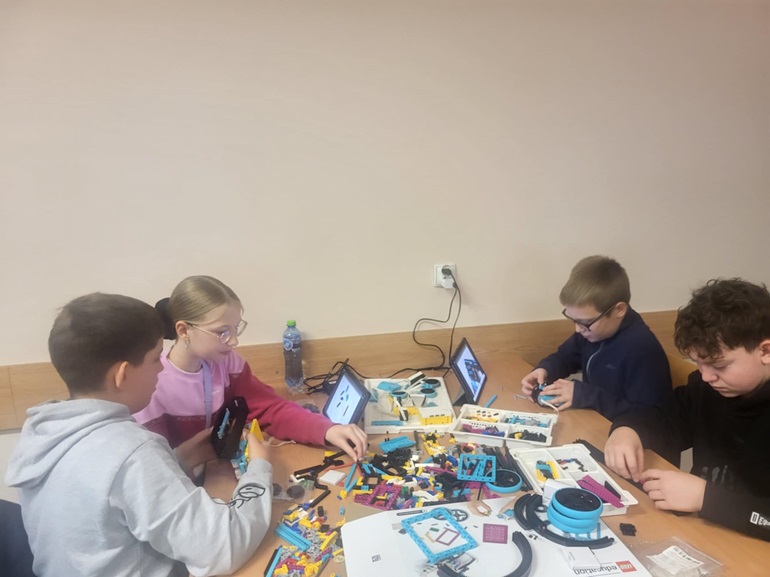 tydzien robotów warsztaty Lego