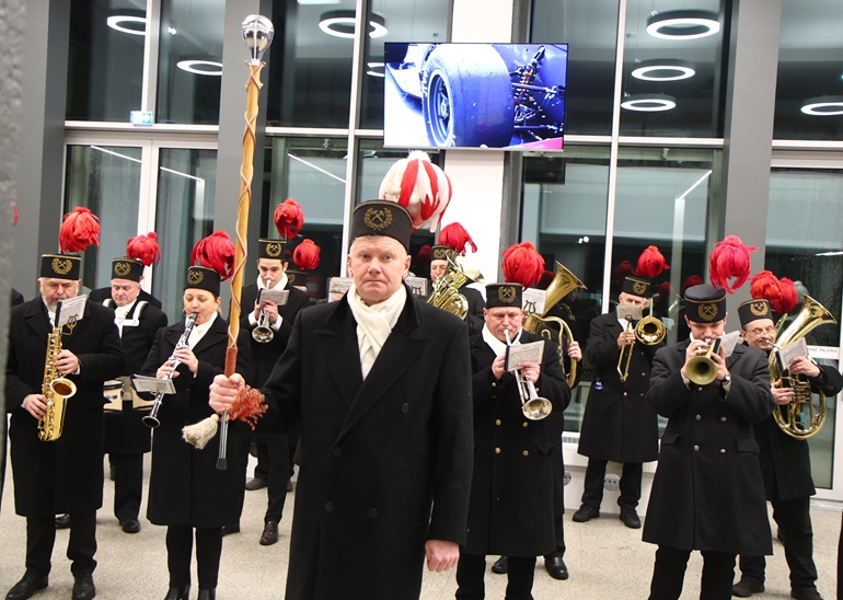 na zdjęciu orkiestra górnicza