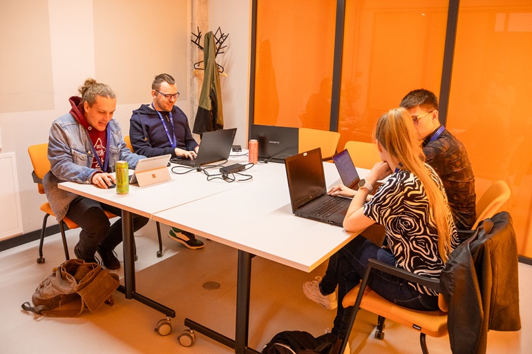 hackathon 4 fot. Jan Szady-27