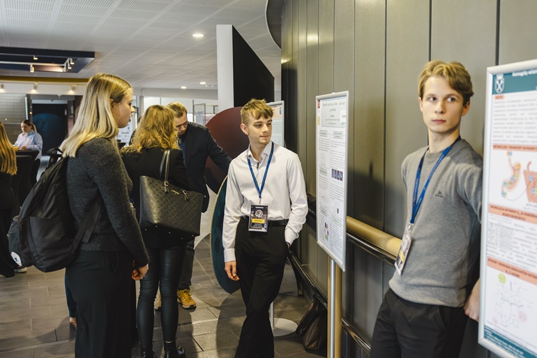 na zdjęciu sesja posterowa