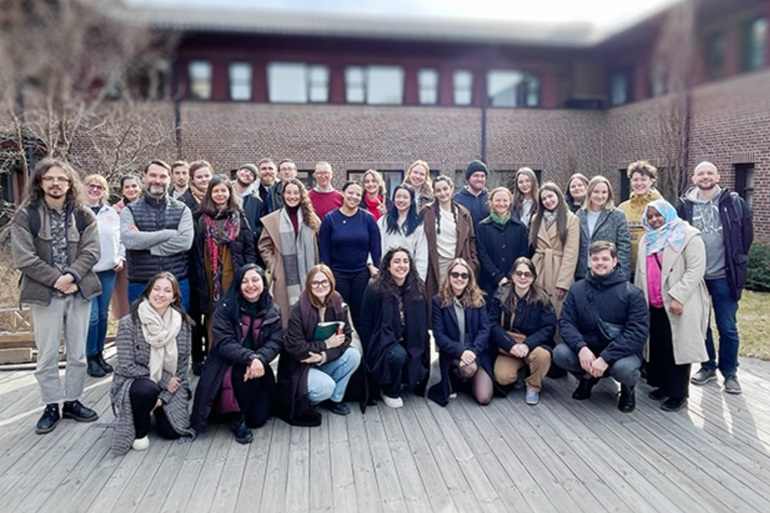 uczestnicy poprzedniej edycji na wspólnym zdjęciu