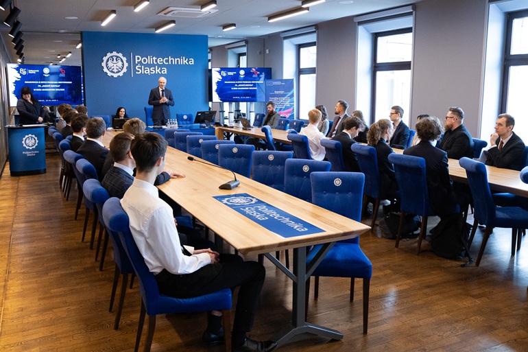 roziwn skrzydla fot. Jan Szady-07