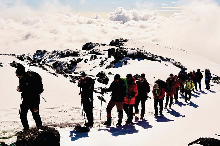 Strażnicy akademiccy Politechniki Śląskiej zdobyli już cztery z dziewięciu szczytów Korony Ziemi