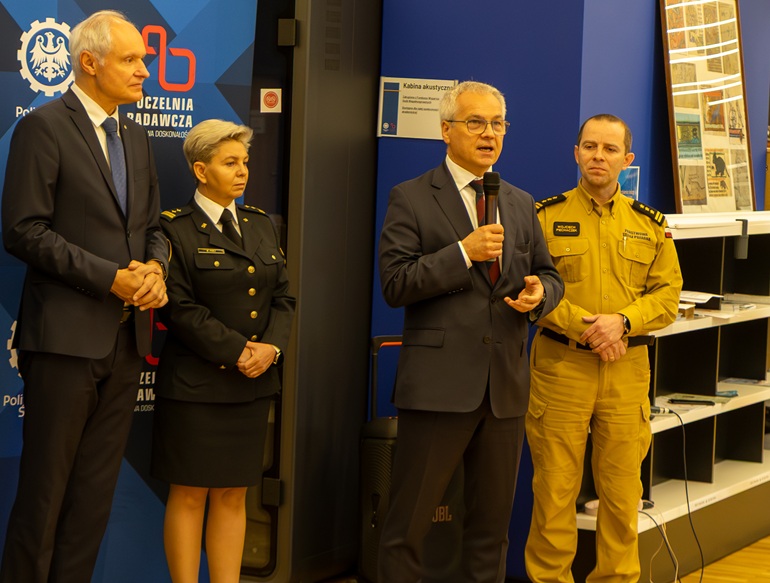 nowe kierunki konf prasowa Fot. Martin Huć (14)